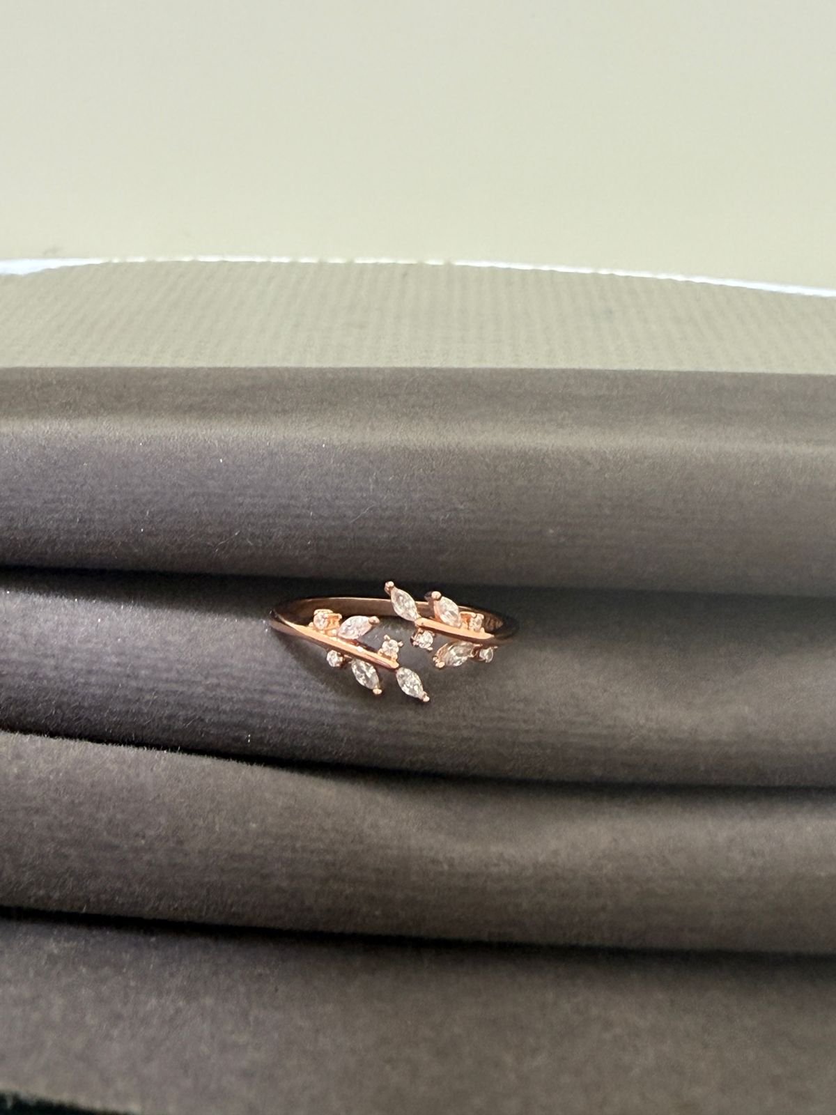 Premium Rose Gold Plated Silver Adjustable Leaf Ring